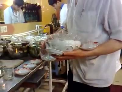 Работа официантом